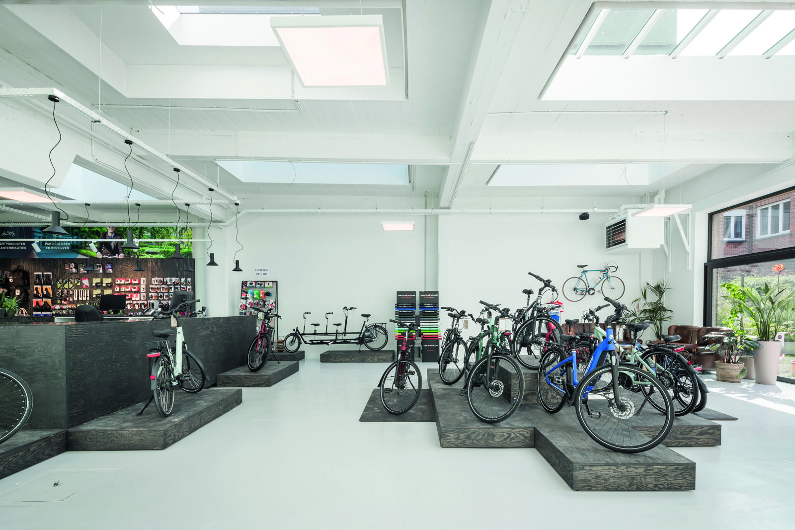 BURO H+C Vzwmobiel Kortrijk Integratech Pic V.Clarysse 01