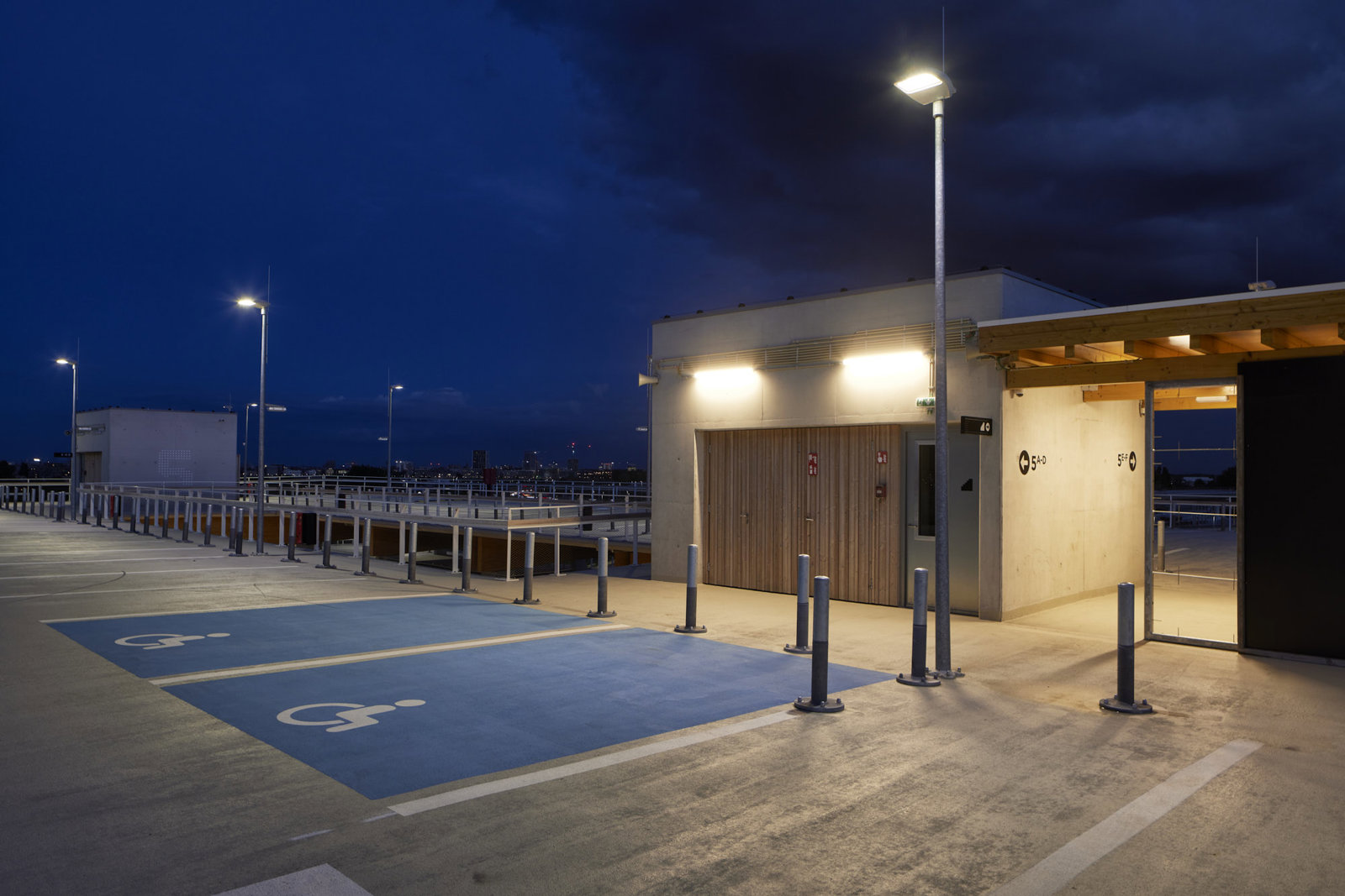 Parking & Extérieur